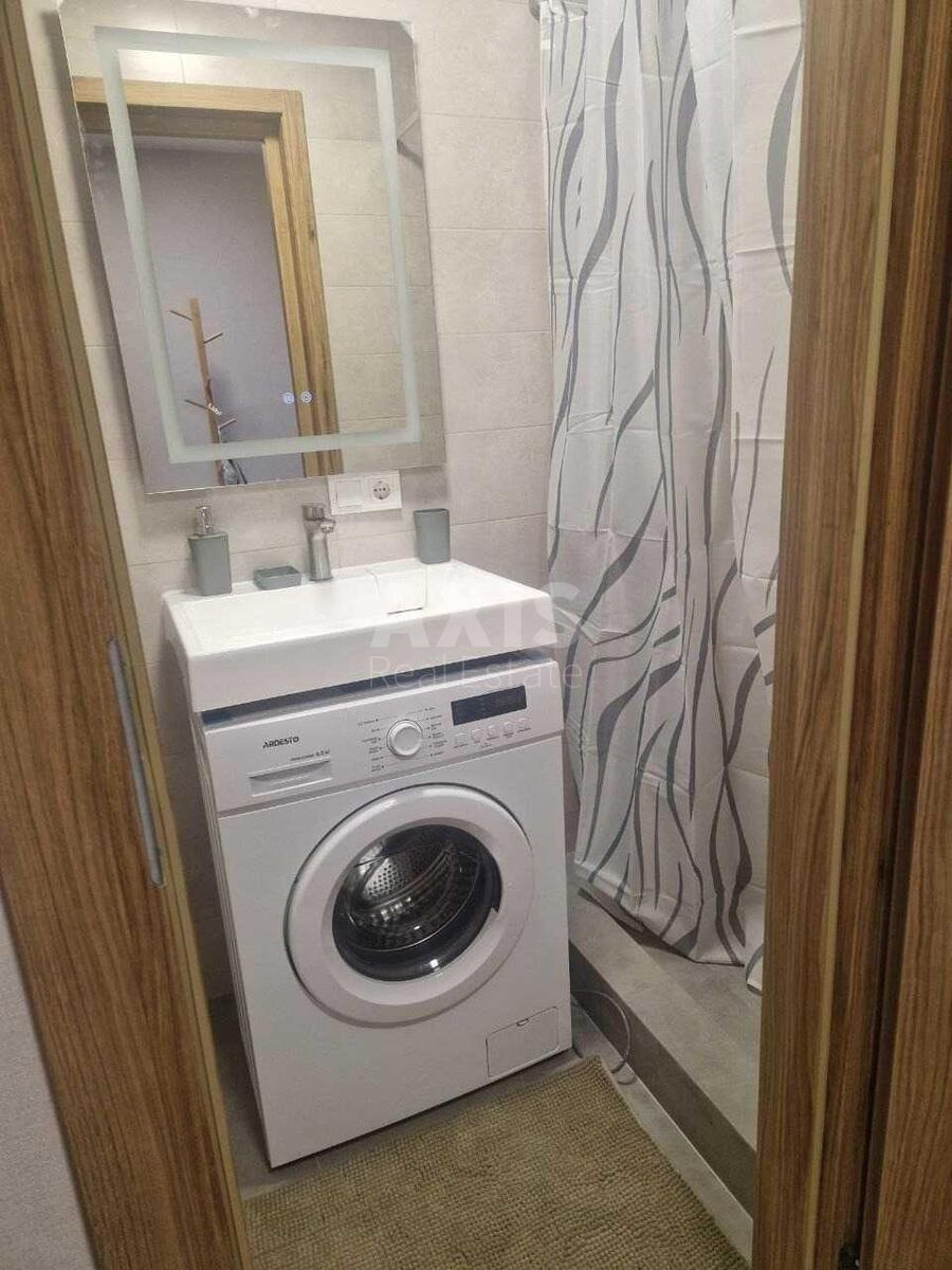 1k apartment uzv. Lysogirs'kyj 26А8