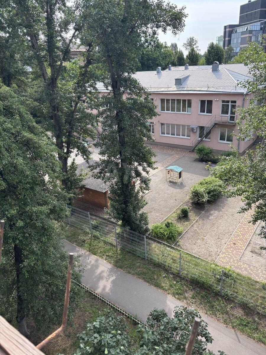2к квартира бул. Дружбы Народов 326