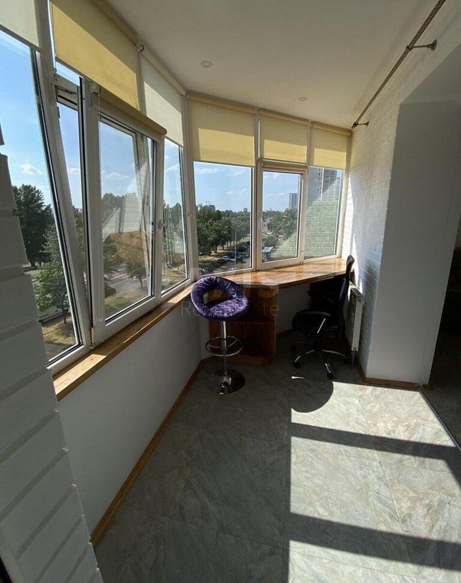 1k apartment vul. Revuc'kogo 9564919