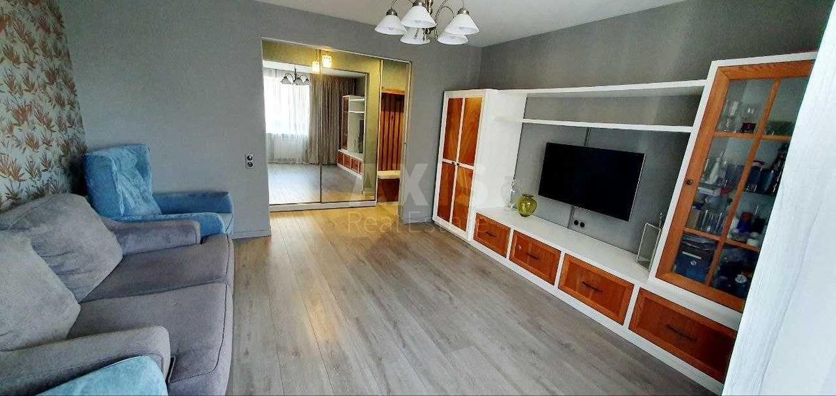 3k apartment vul. Degtjarivs'ka 25