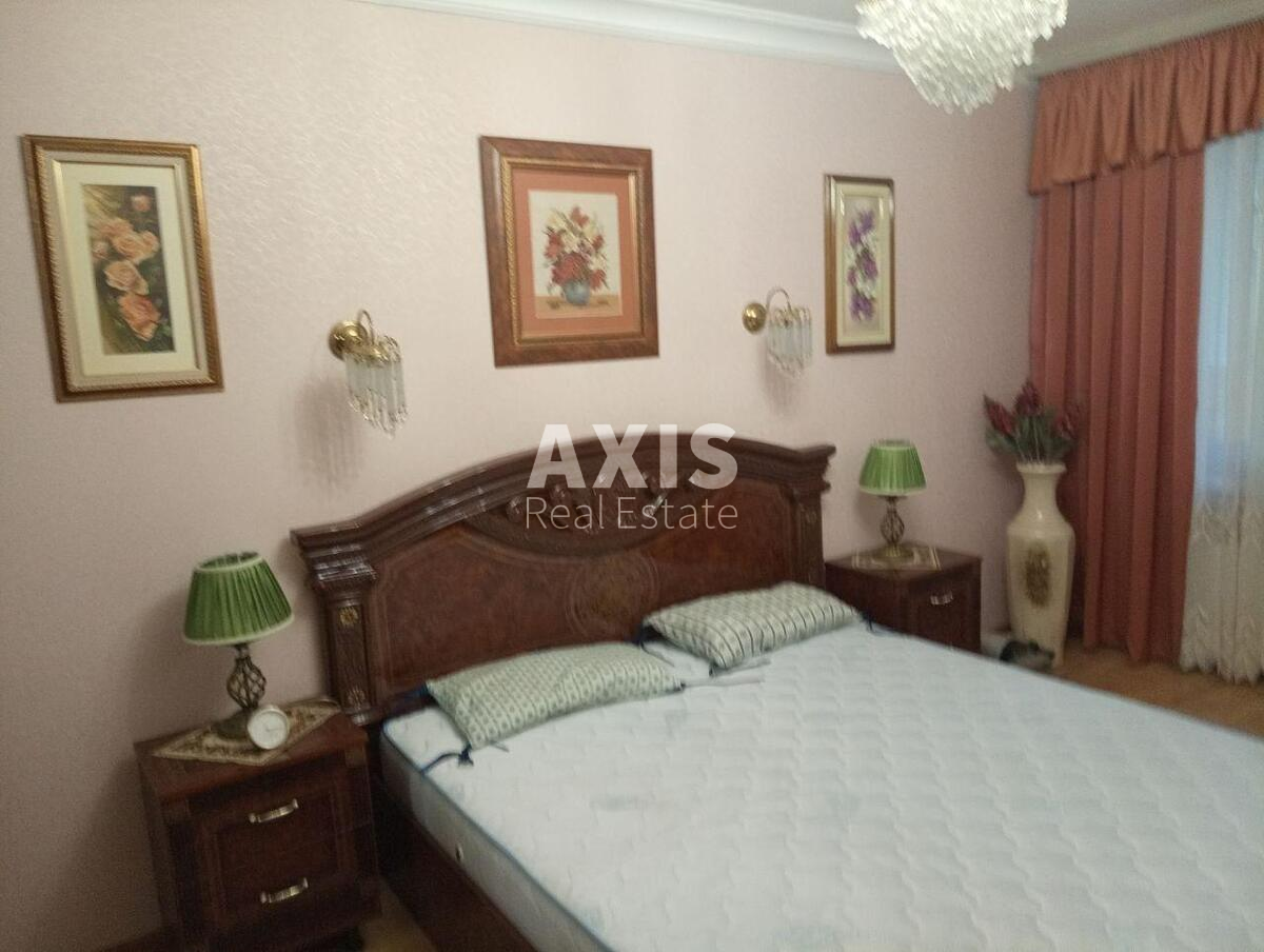 3к квартира пр-т Тычины Павла 20А530182