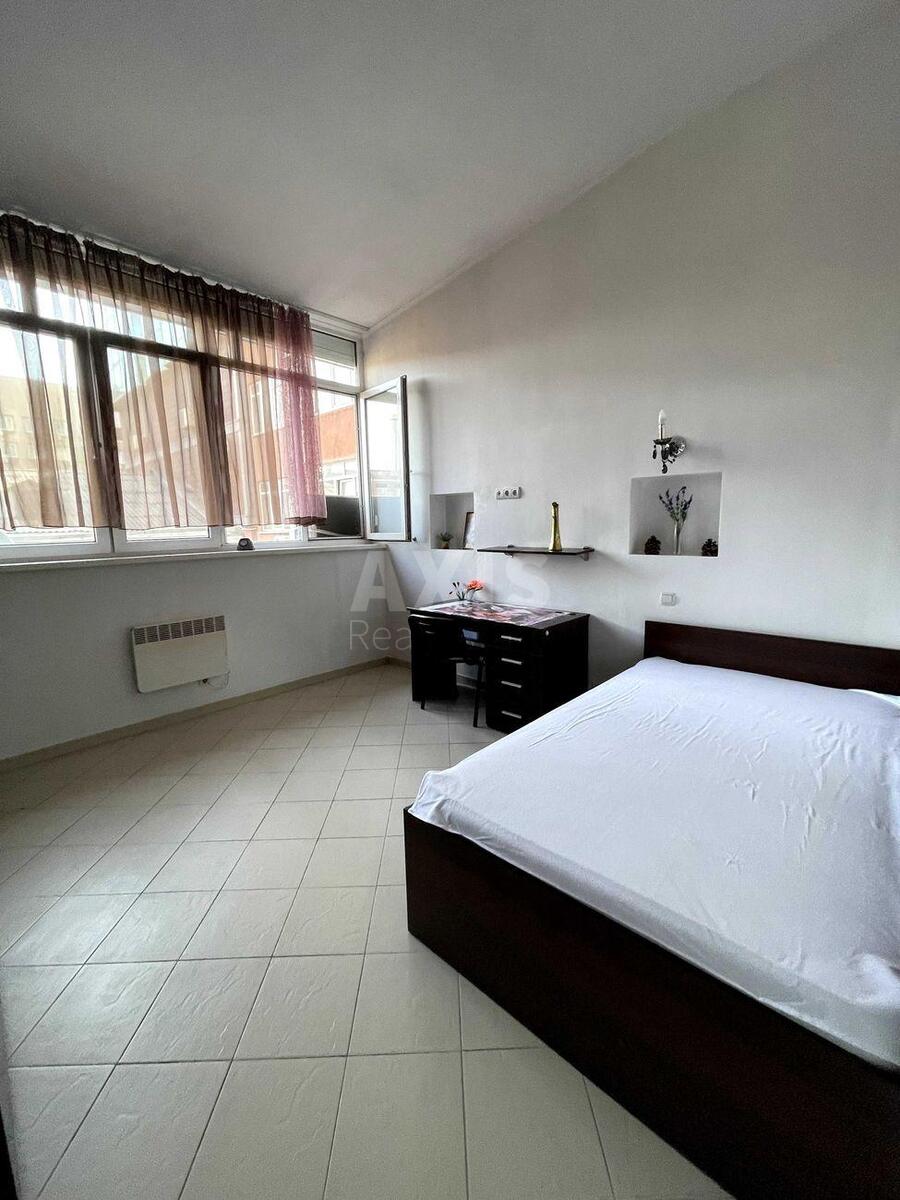 2k apartment vul. Zhyljans'ka 118619416