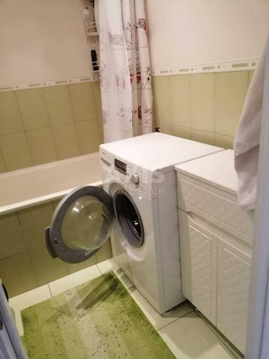 2k apartment vul. Matejuka Mykoly 5Б8
