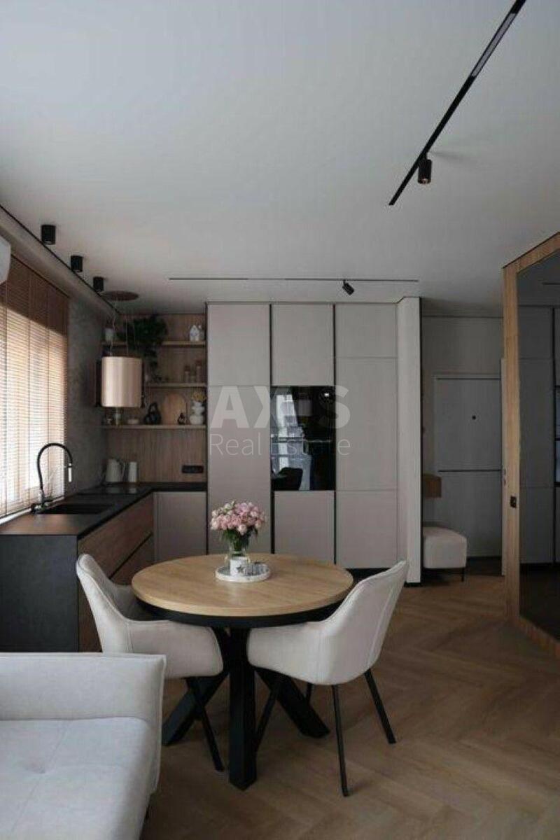 1k apartment vul. Myhajla Maksymovycha 24В1