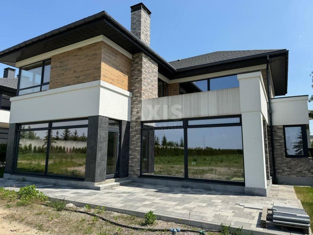 Дoм ул. Центральная, 300м2, город Киев579723