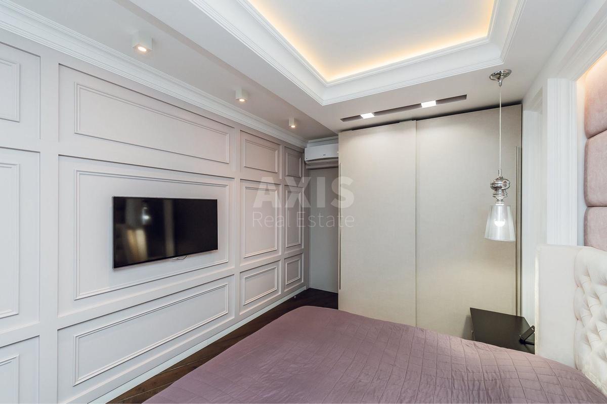 3k apartment vul. Lypkivs'kogo Vasylja Mytropolyta 16В4