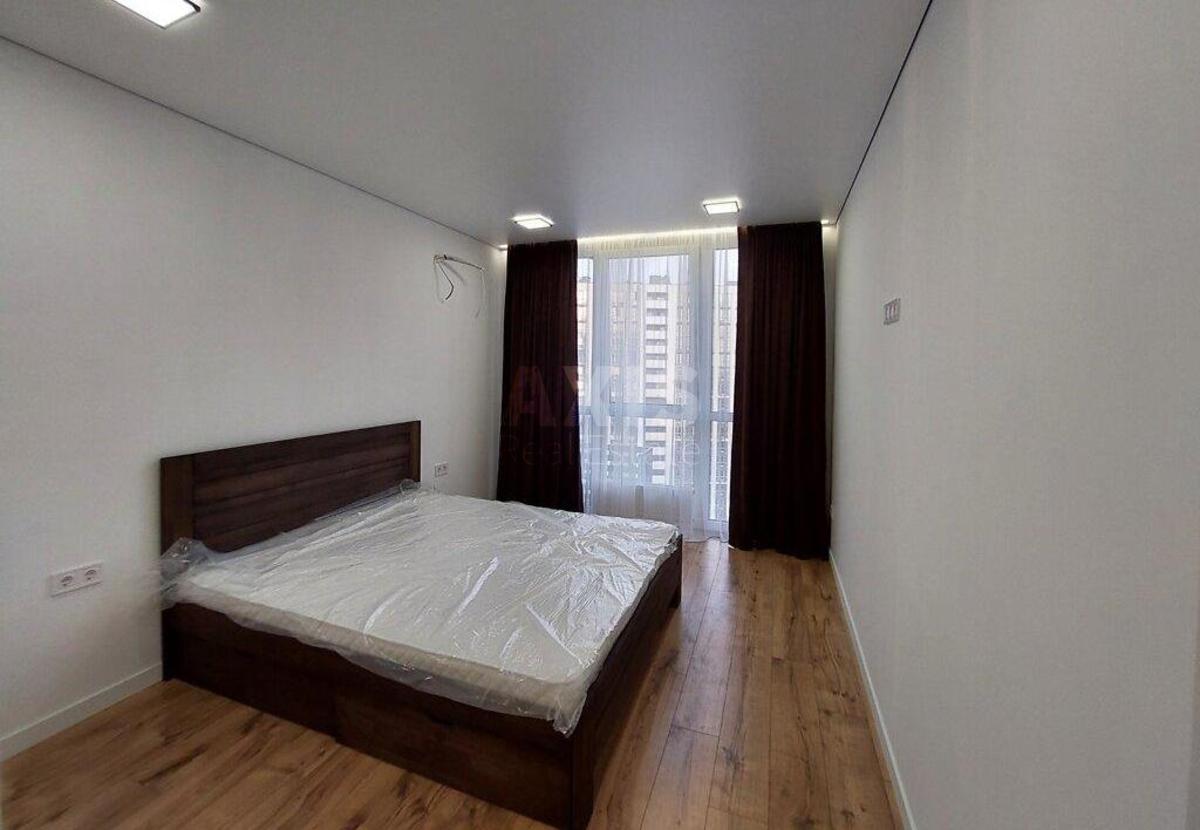 1k apartment vul. Pivnichno-Syrec'ka 8А1