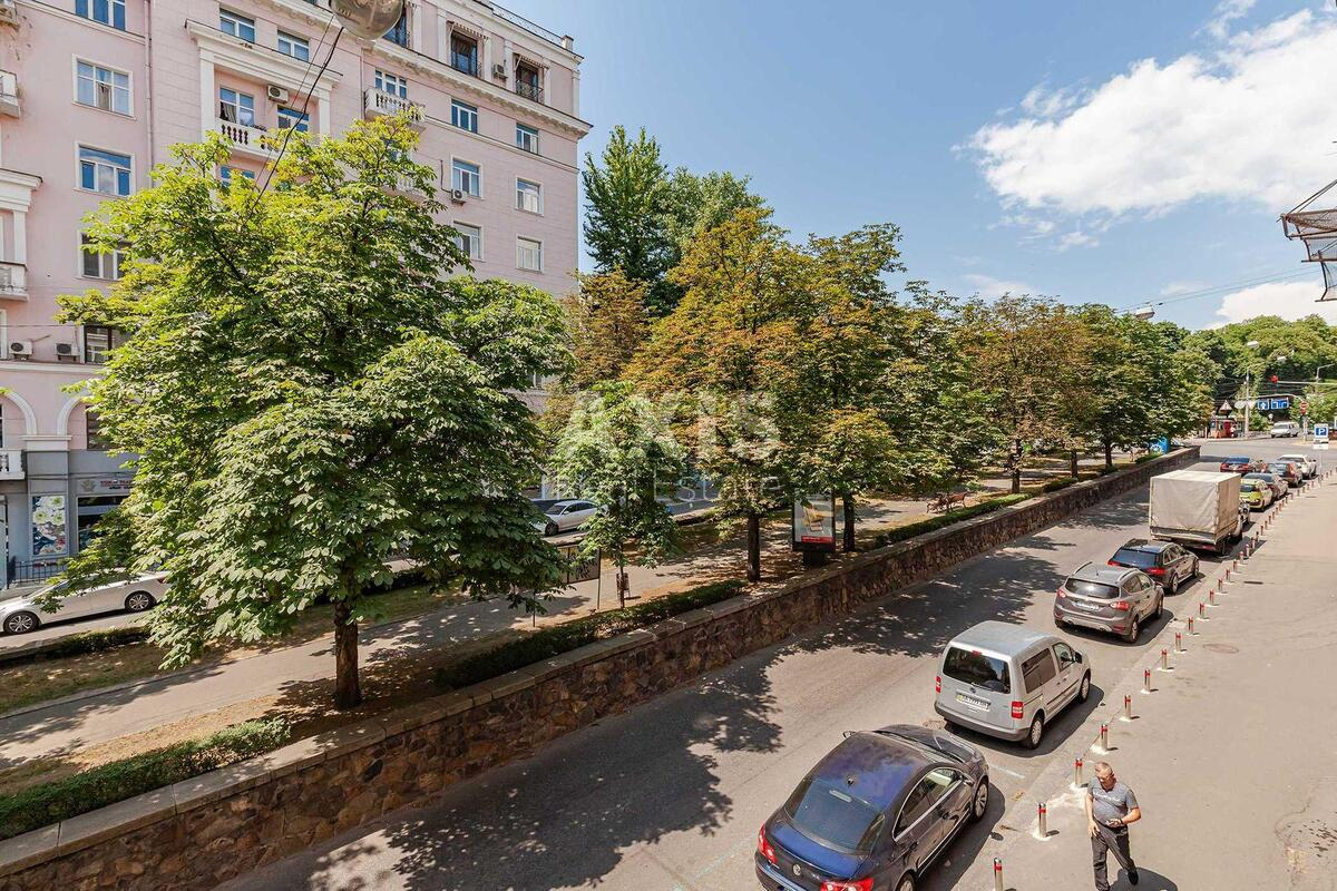 3к квартира ул. Антоновича 35652917