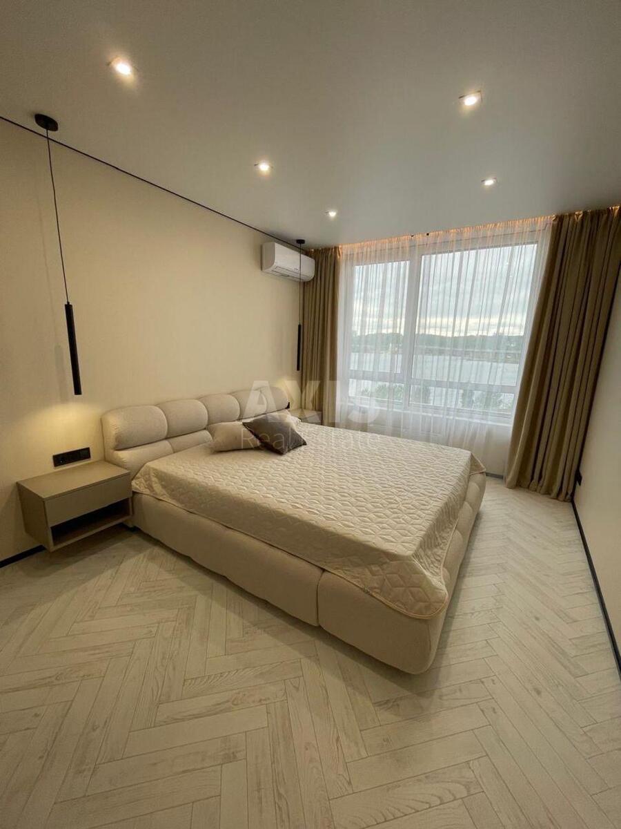 2k apartment nab. Dniprovs'ka 15Д2