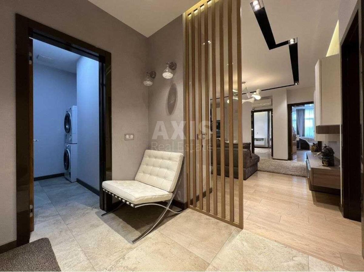 2k apartment vul. Saksagans'kogo 37К12