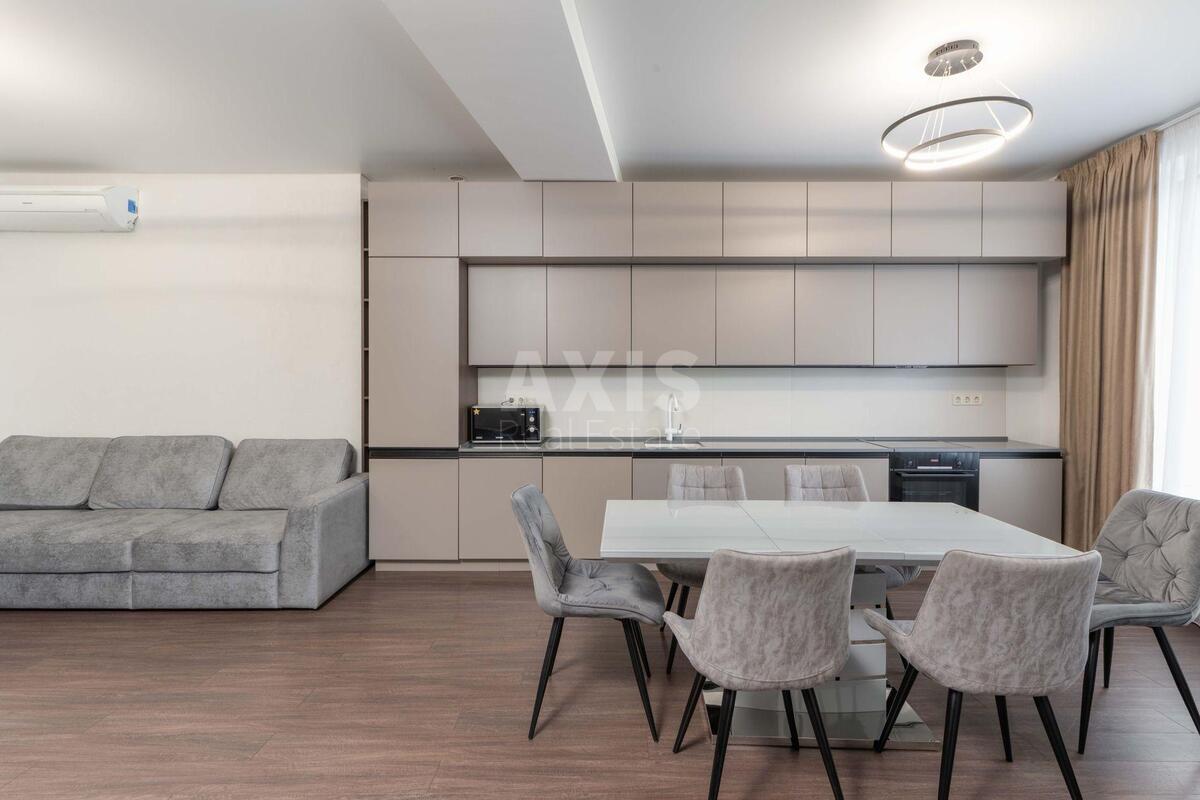 4k apartment vul. Buslivs'ka 12631211