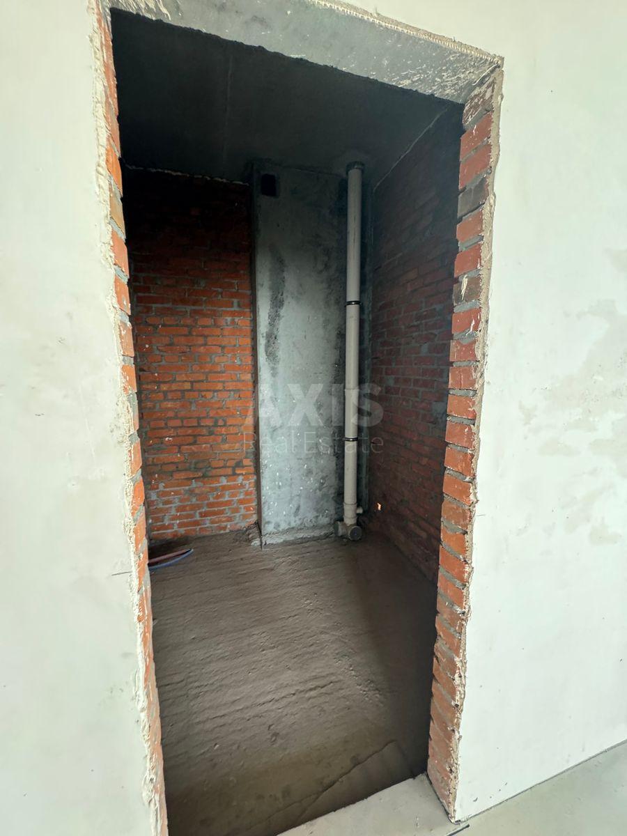 3k apartment nab. Dniprovs'ka 146