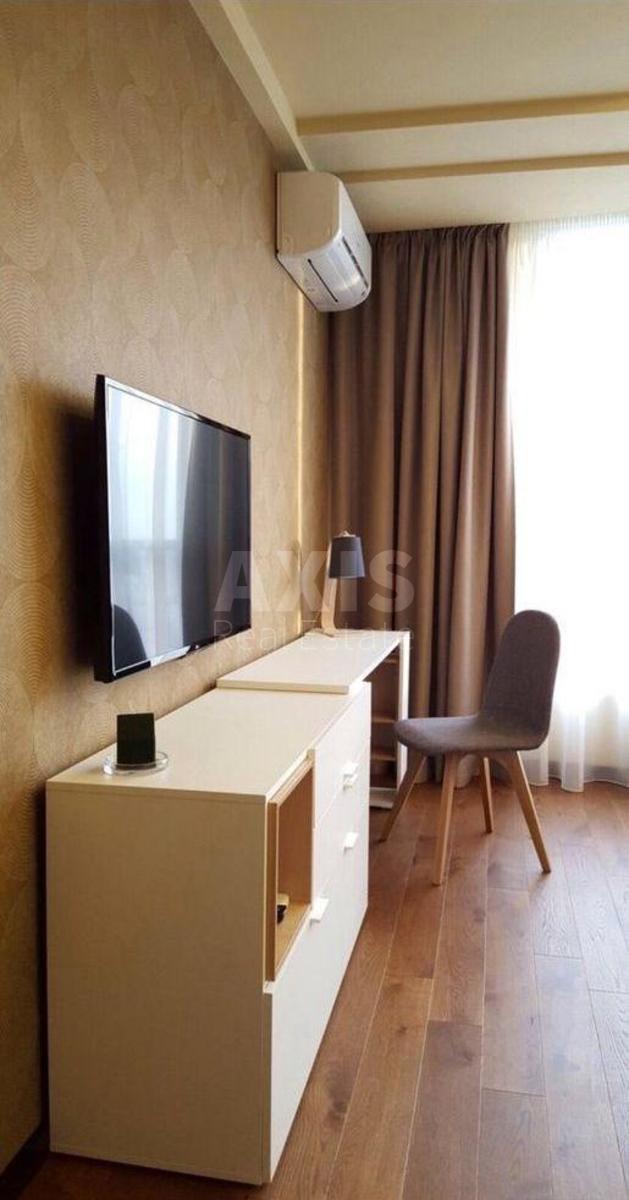 3k apartment prov. Kolomyjs'kyj 17/312