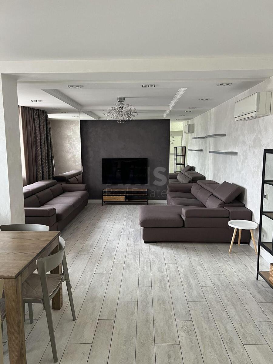 4k apartment pr-t Peremogy 121А591843