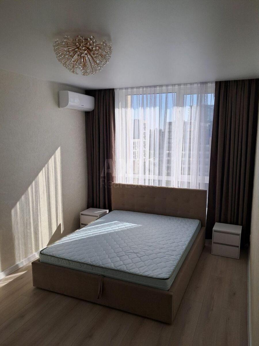2k apartment vul. Saljutna 2Б591913