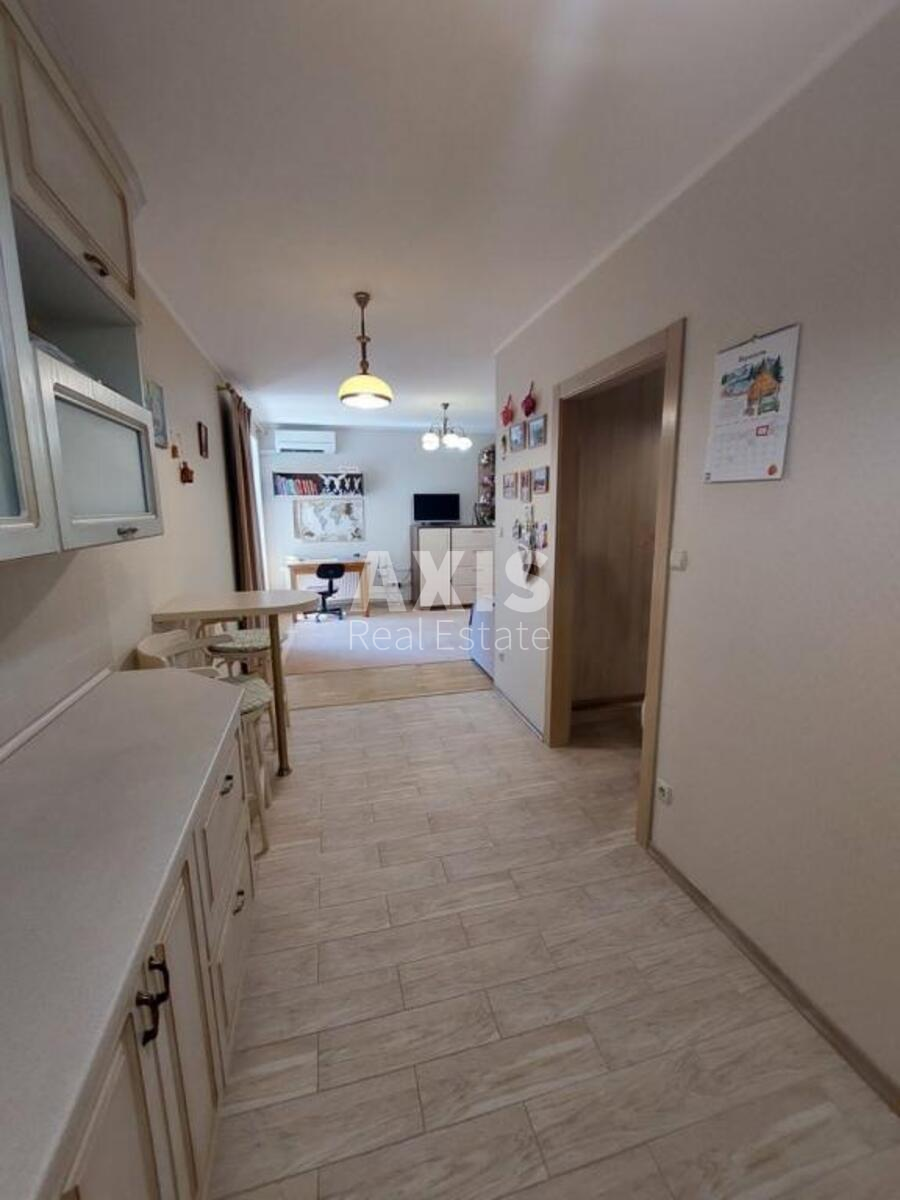 1k apartment vul. Kombinatna 252