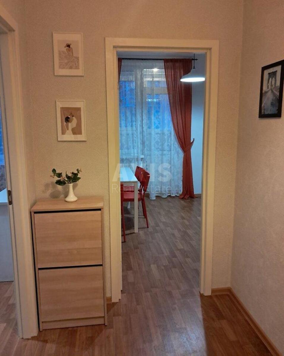 1k apartment pr-t Lobanovs'kogo 1502