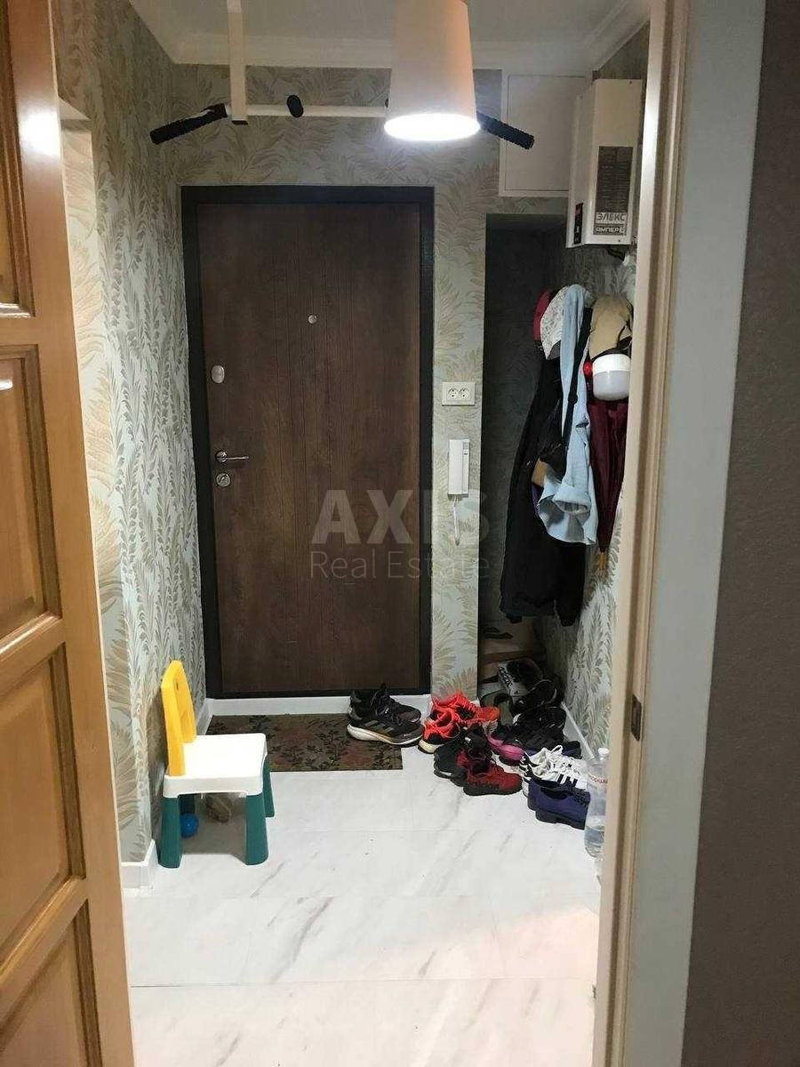 3k apartment vul. Borshhagivs'ka 2103