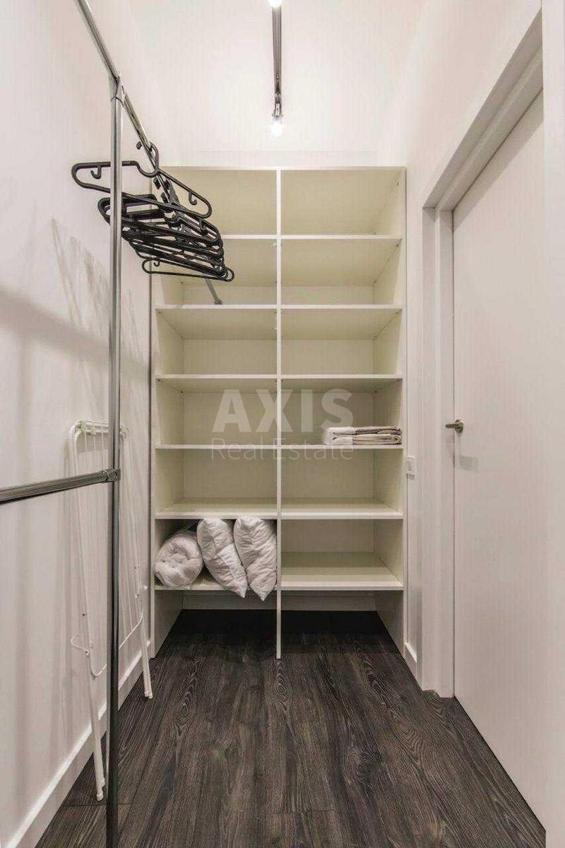 3k apartment vul. Jevgena Konoval'cja 26А11