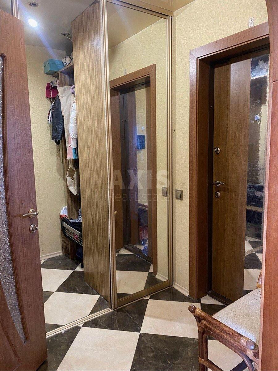3к квартира бул. Дарницкий 8577698