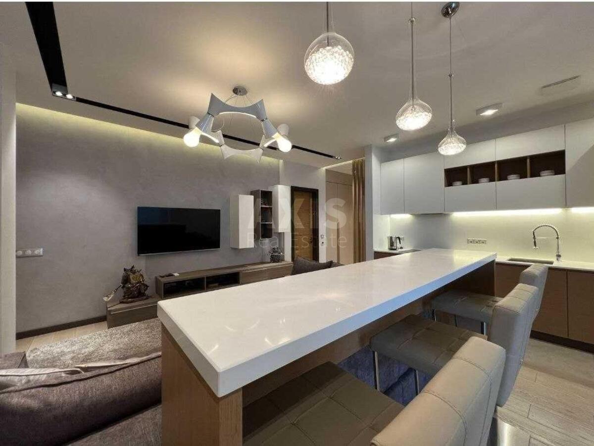 2k apartment vul. Saksagans'kogo 37К0