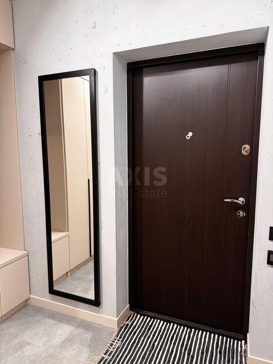 3к квартира ул. Александра Олеся 196268218