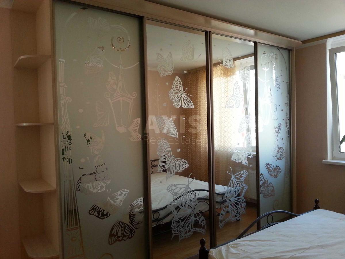 3k apartment vul. Yulia Zdanovska 46/16