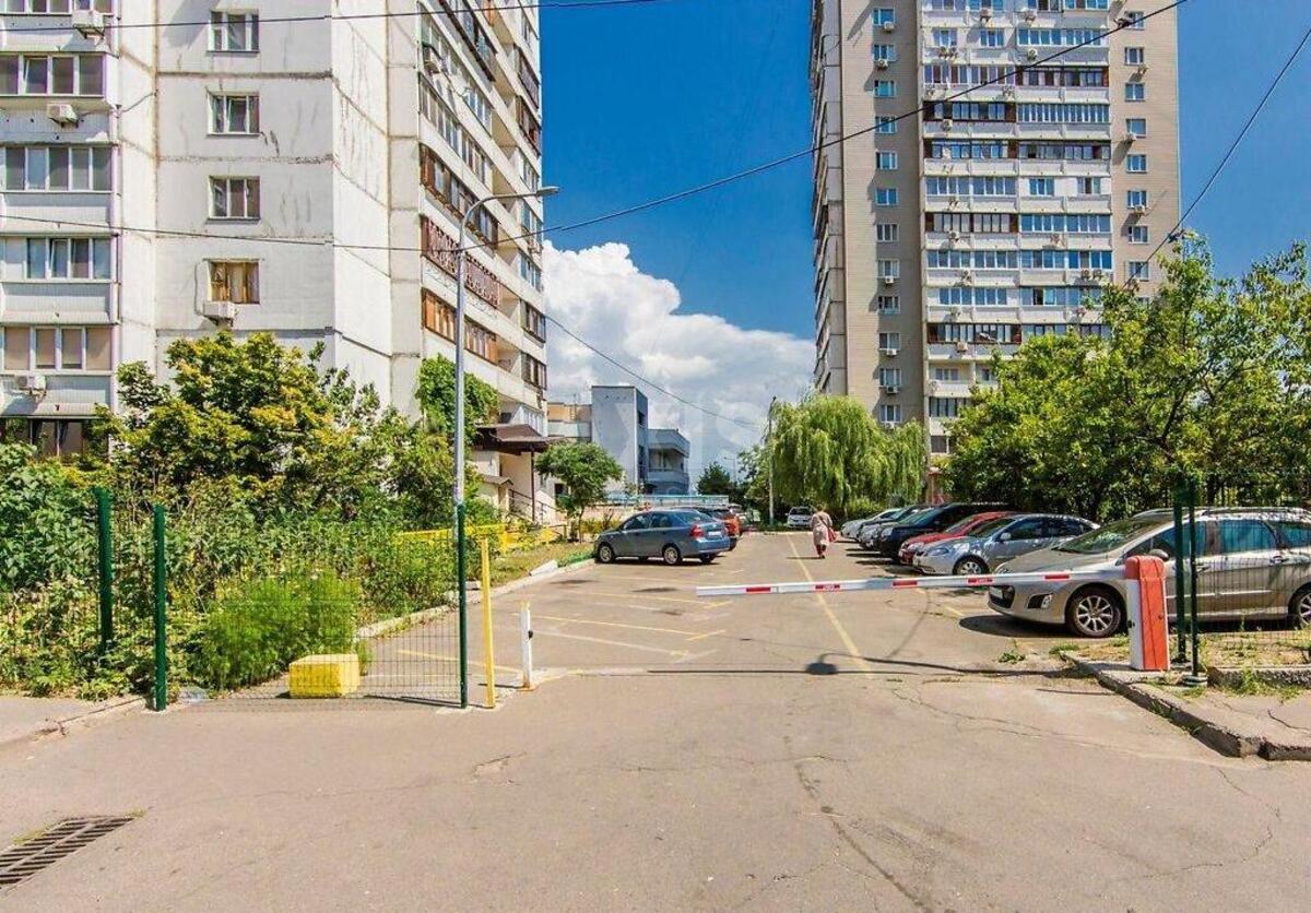 1к квартира ул. Ревуцкого 429