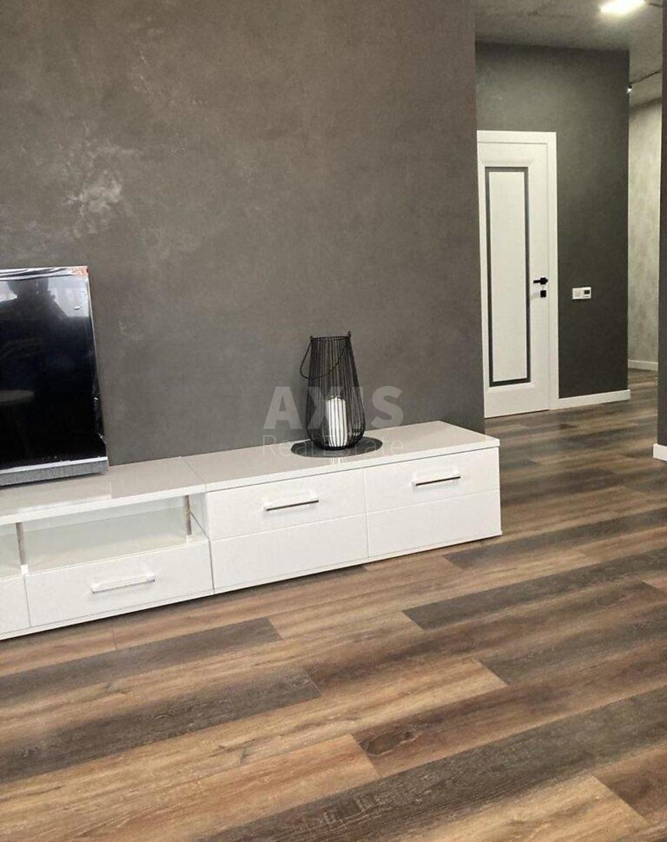 2k apartment vul. Zlatoustivs'ka 253