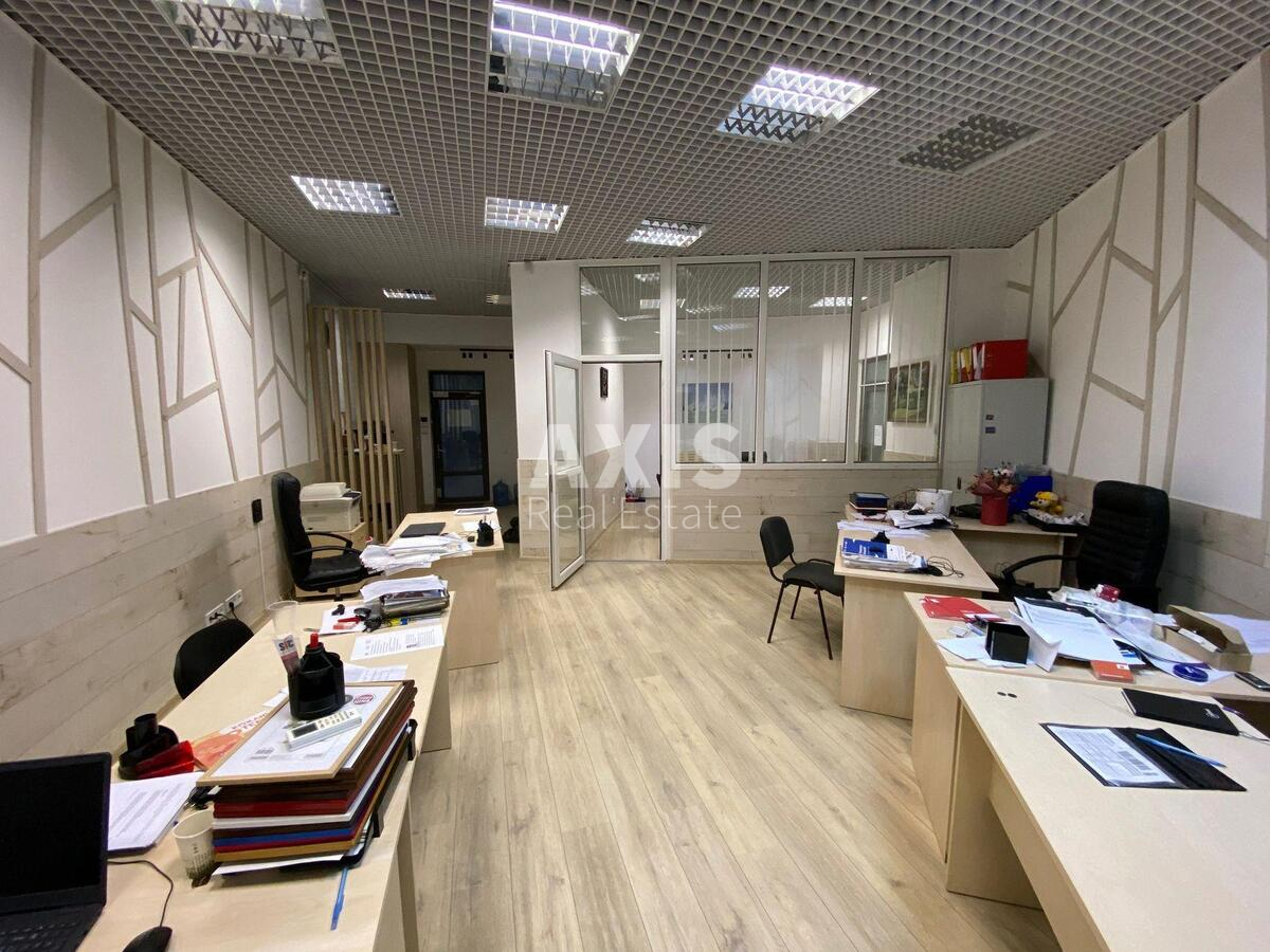 Office vul. Jevgena Konoval'cja 36Д, 80m2616901