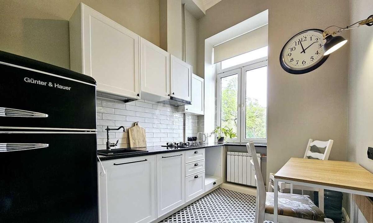 2k apartment vul. Velyka Vasyl'kivs'ka 56