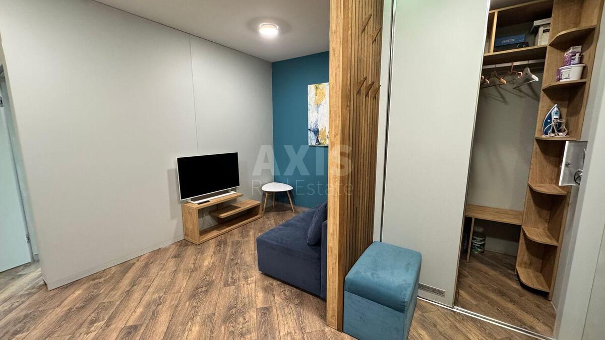 2k apartment vul. Osokors'ka 2А2