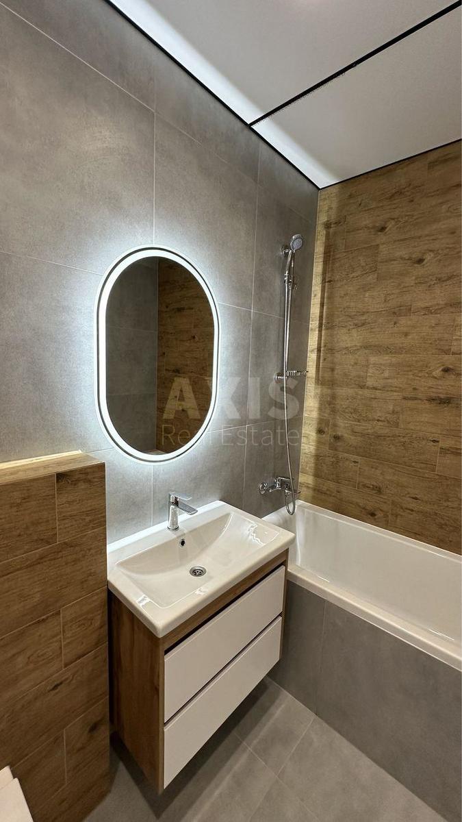 1k apartment vul. Rodyny Kristeriv 204