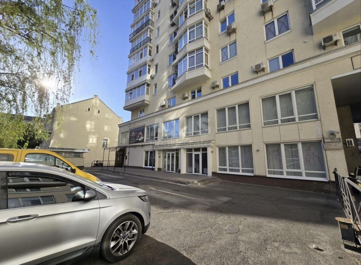 Office vul. Sichovyh Stril'civ 52А, 189m2