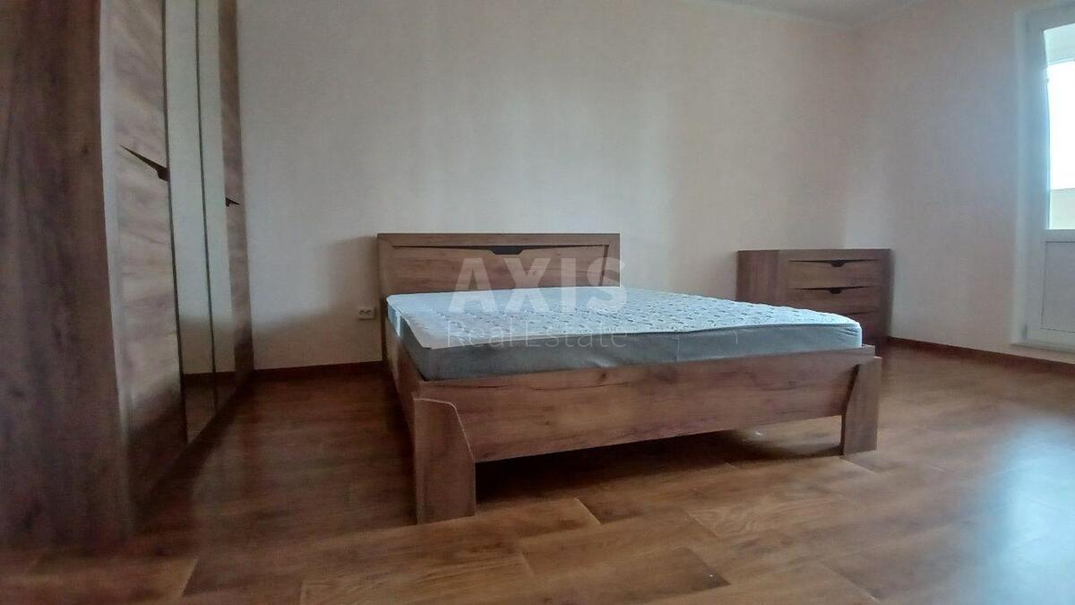 2к квартира ул. Ревуцкого 546