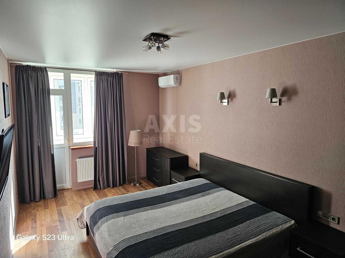 3k apartment vul. Yulia Zdanovska 50/24