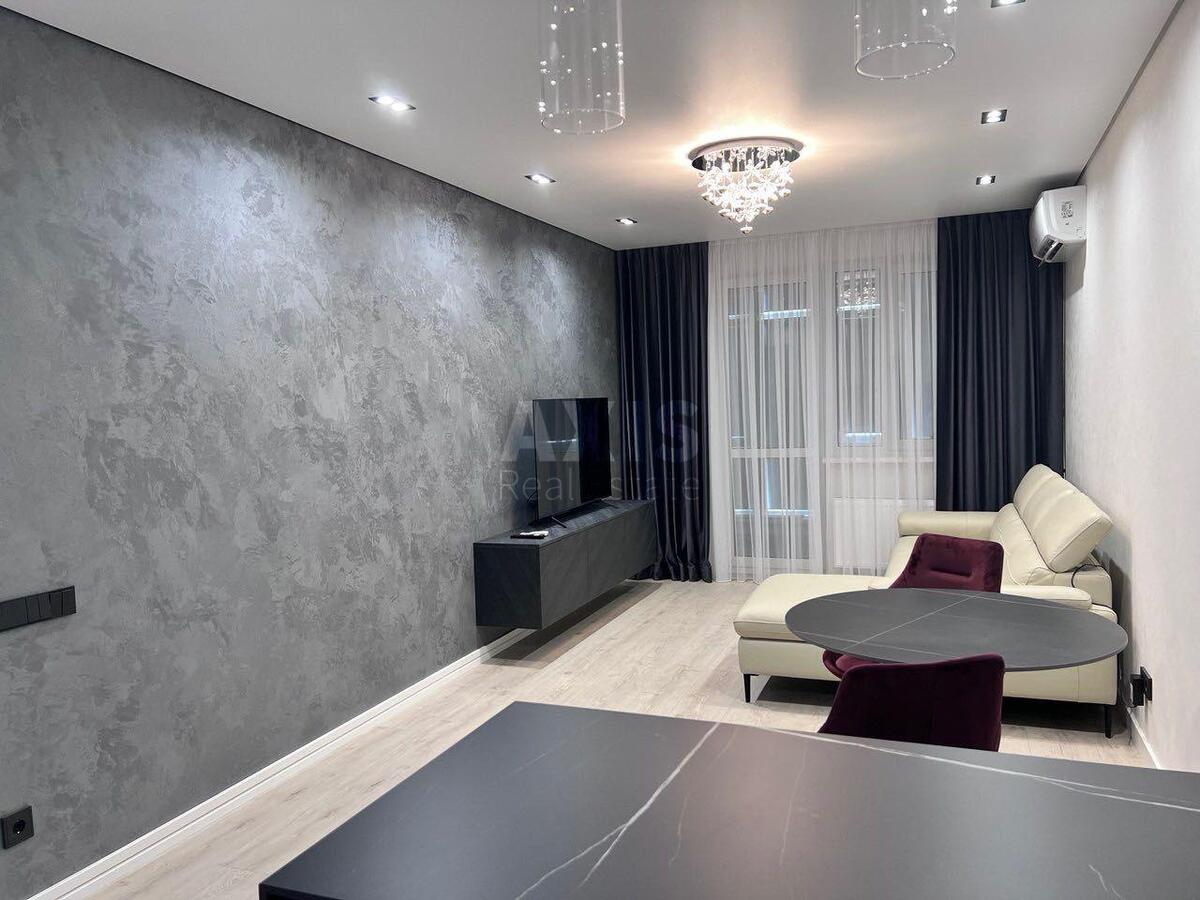 1k apartment pr-t Berestejskij 55626122