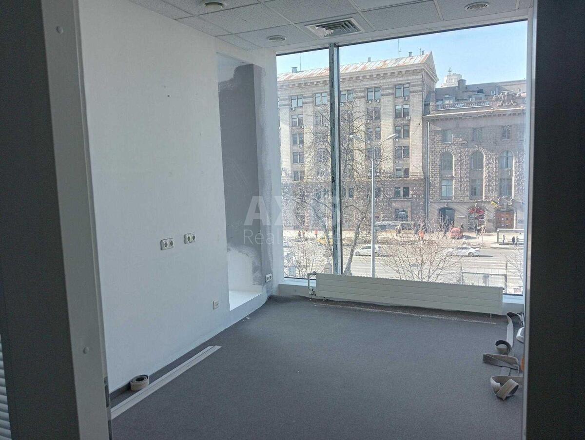 Office vul. Hreshhatyk 19А, 750m26