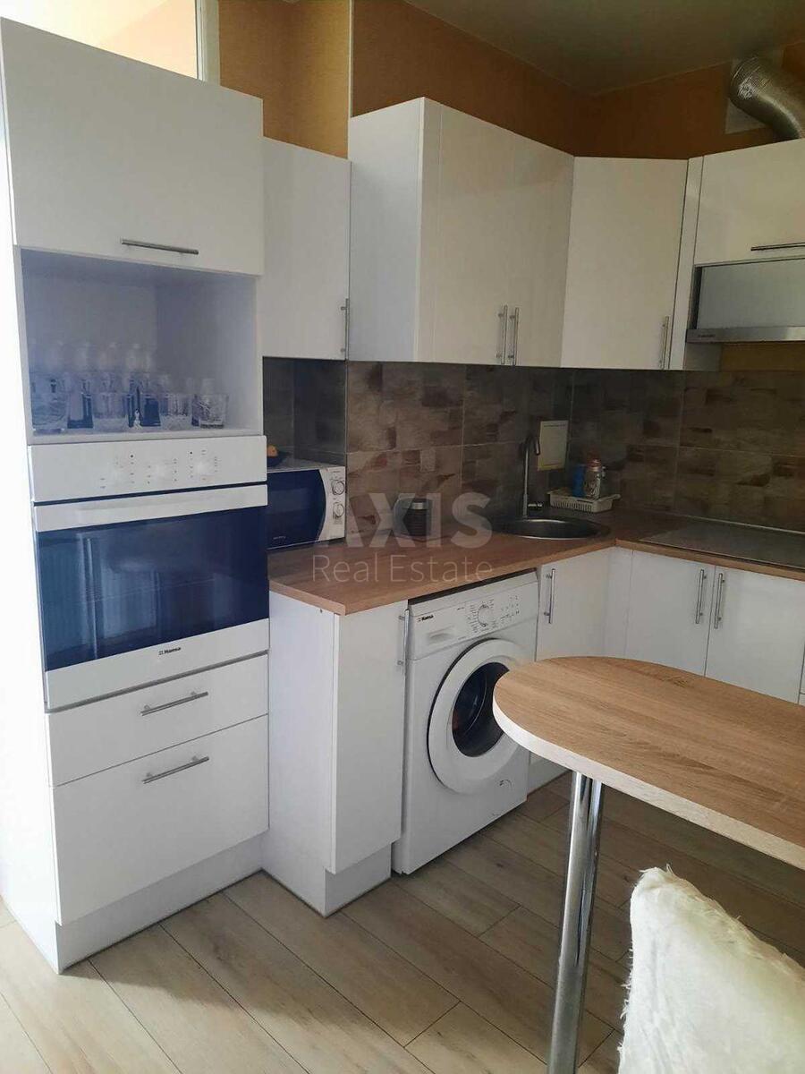 1k apartment vul. Kirovograds'ka 709