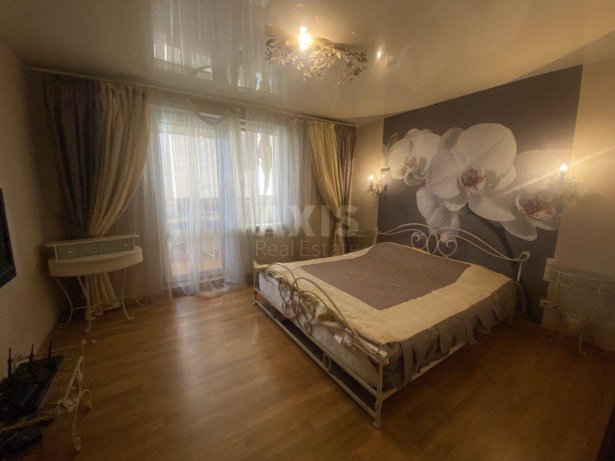 3к квартира бул. Дарницкий 8577695