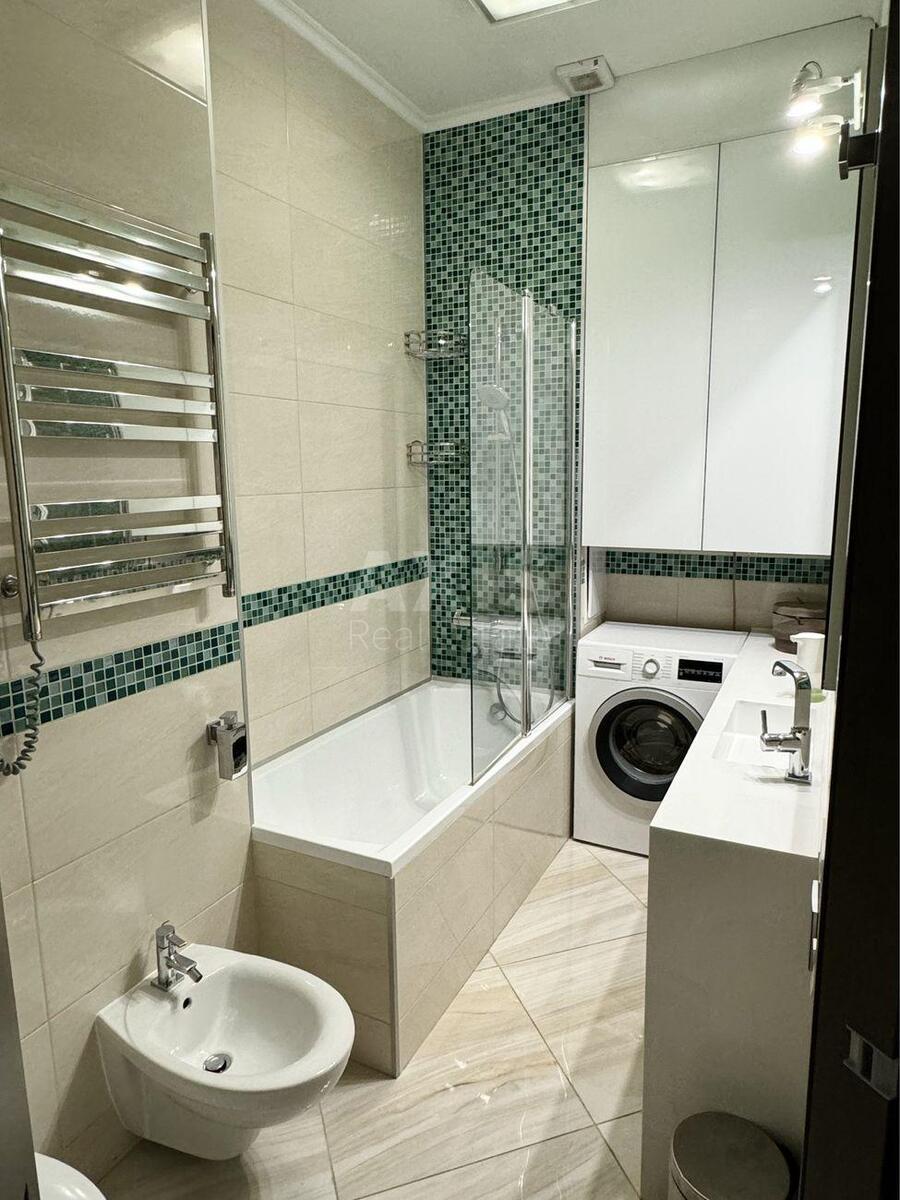 2k apartment vul. Dragomyrova Myhajla 2А10
