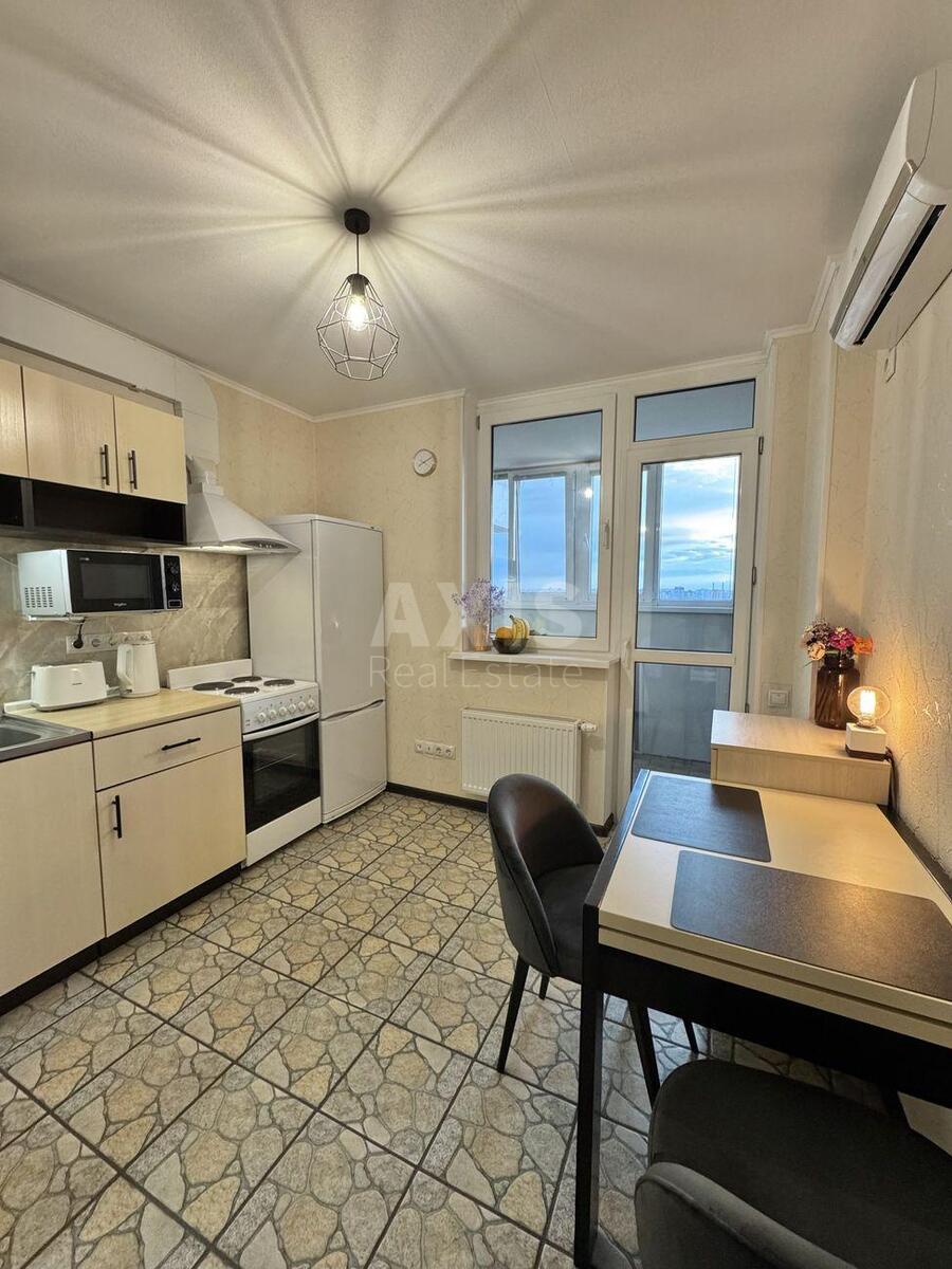 1k apartment vul. Krushel'nyc'koi' Solomii' 11