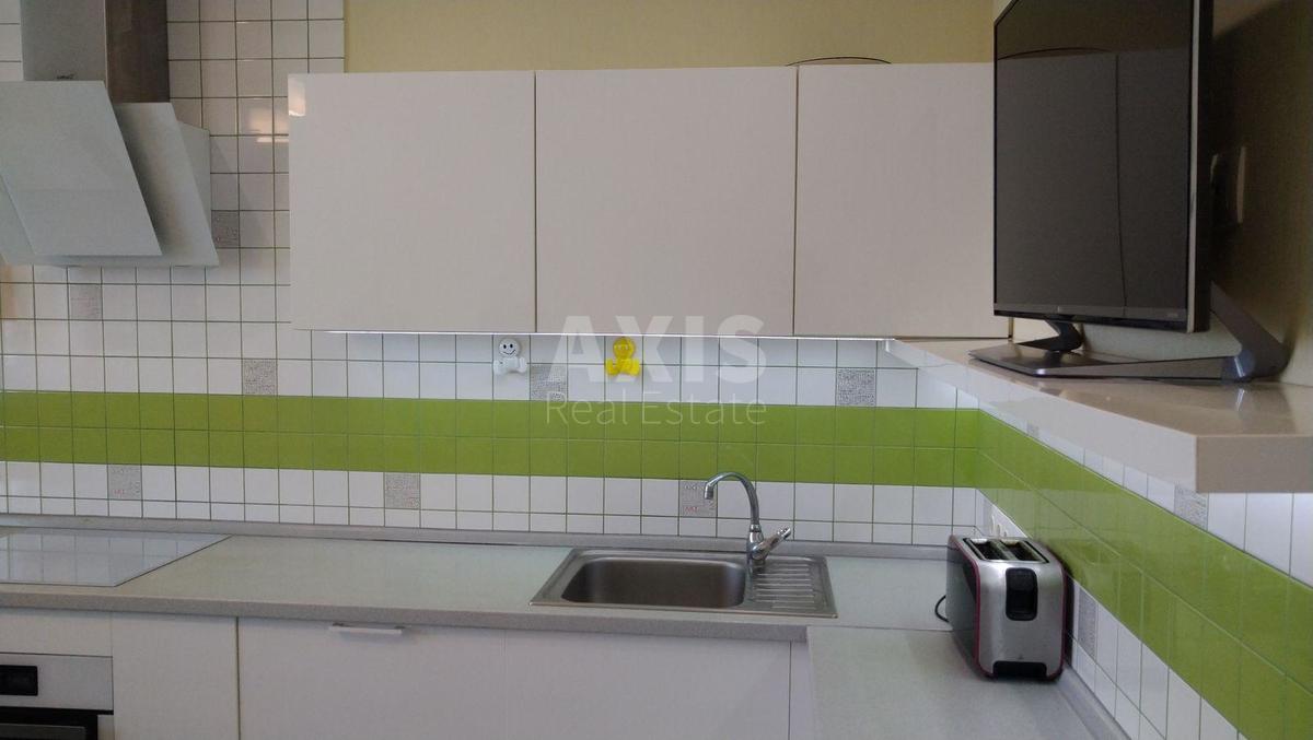 3k apartment vul. Bogdanivs'ka 7А14