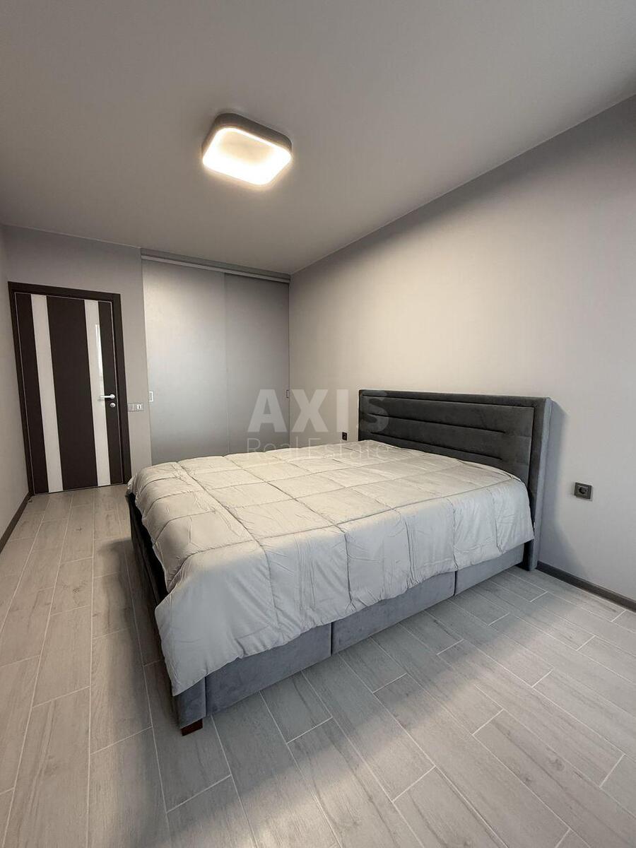 3к квартира пр-т Бандеры Степана 32Д3