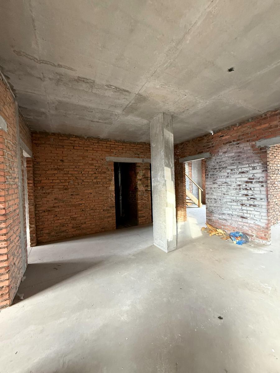 3k apartment doroga Naberezhno-Rybal's'ka 3631615