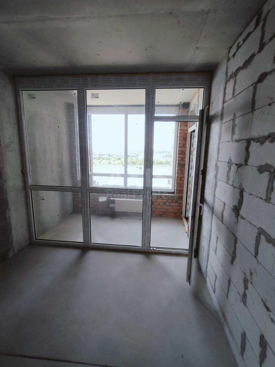 2k apartment nab. Dniprovs'ka 15К6