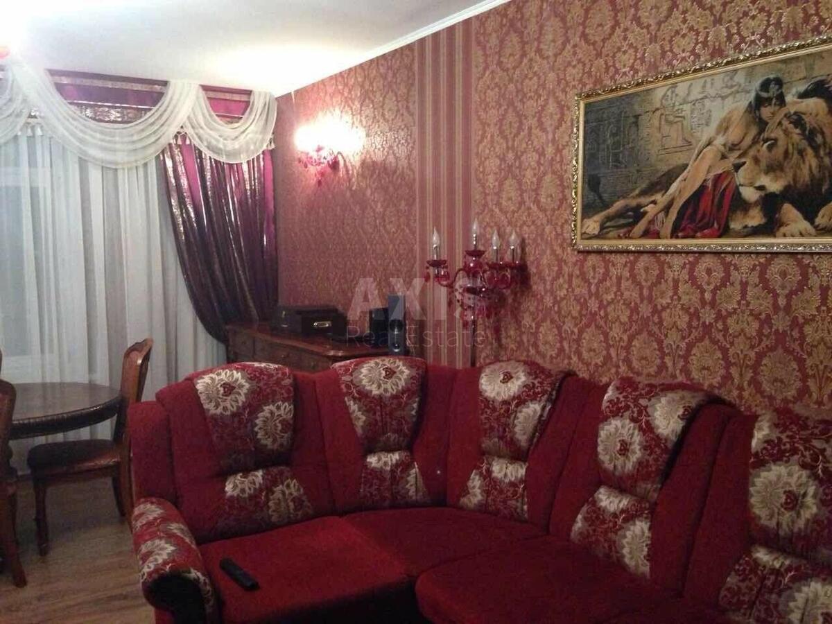 3k apartment vul. Naberezhna 26І5
