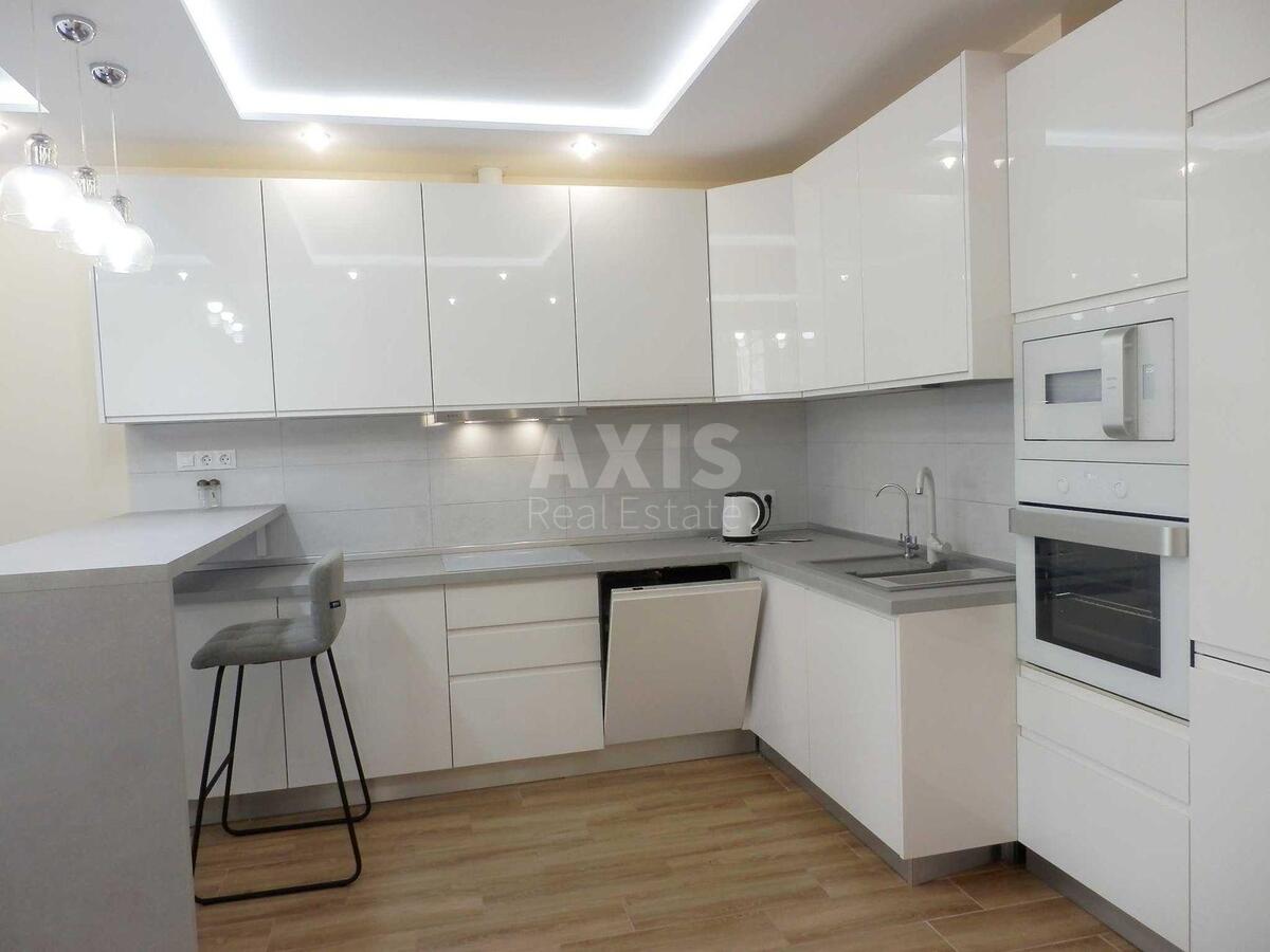 1к квартира ул. Предславинская 55