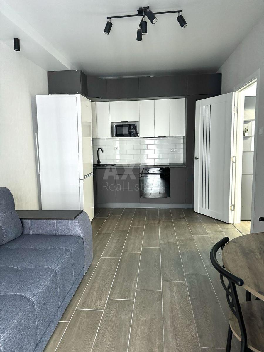 1k apartment vul. Myhajla Maksymovycha 26Б2
