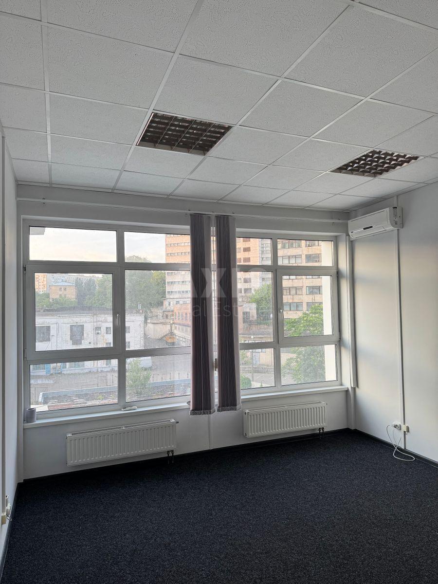 Офис спуск Кловский 7, 75м25